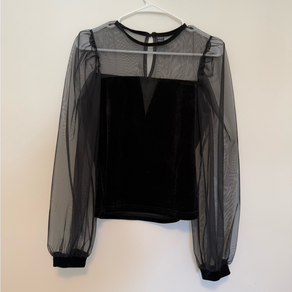 *NEW* SHEIN black velour with sheet sleeve top
